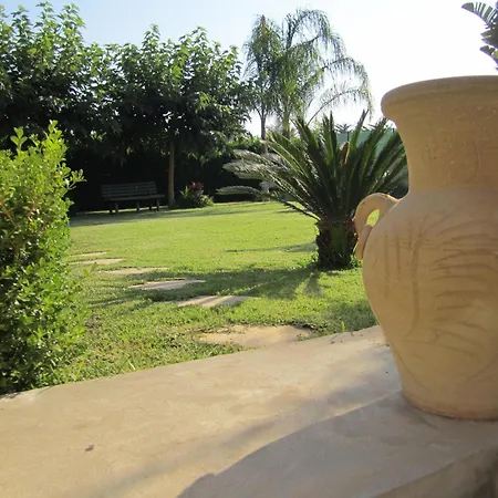 بيت ضيافة Olympus أفولا